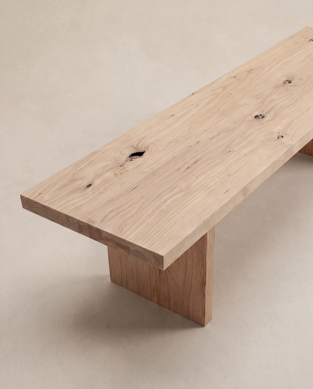 Byron Bench Seat — Lightwood close-up 3